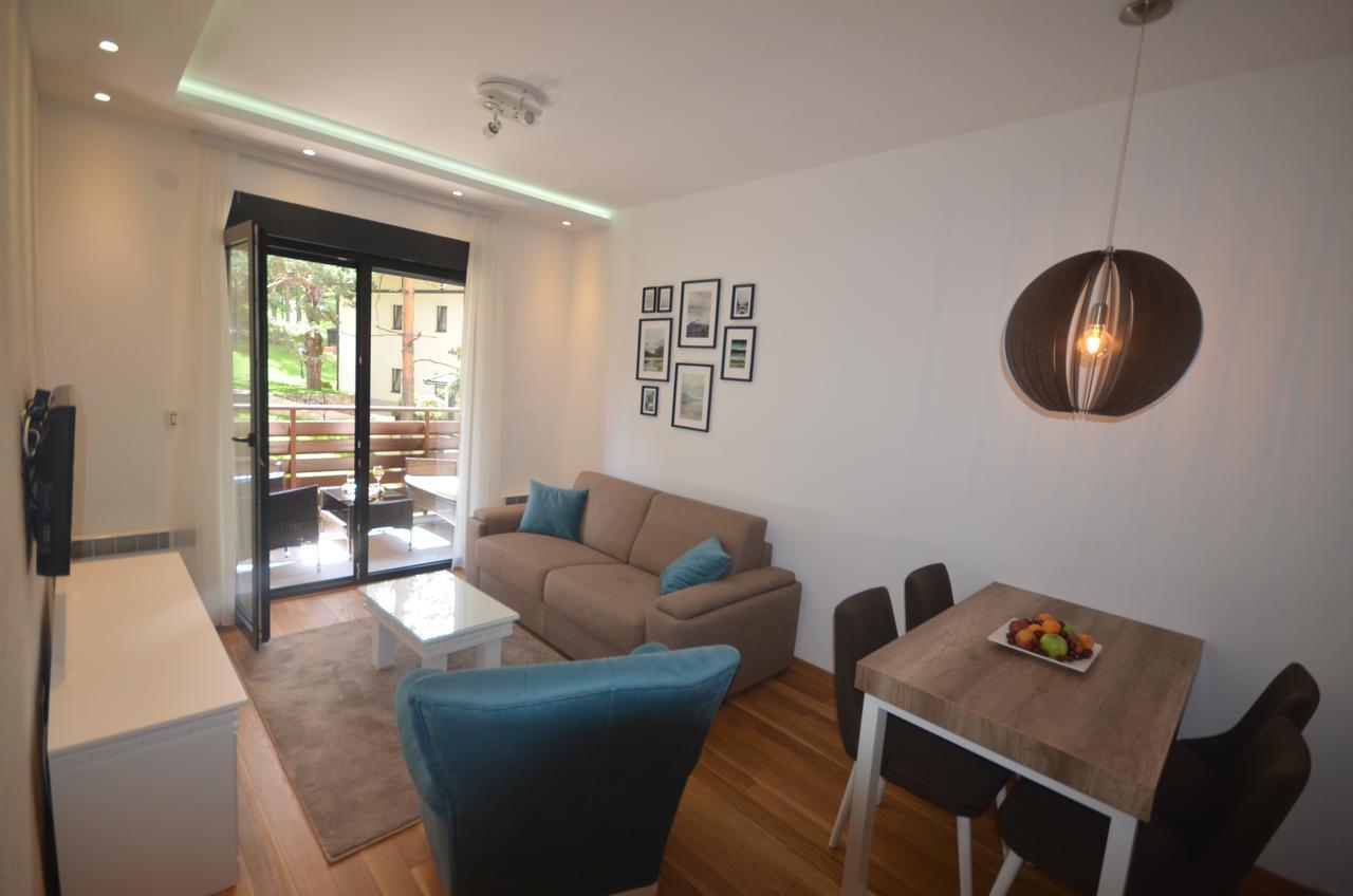 Apartment Pino Bianco 1 - Vila Pekovic 兹拉蒂博尔 外观 照片